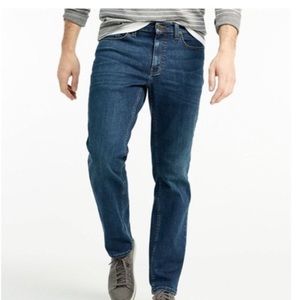 NWT L.L.Bean Men’s Beanflex Jeans Standard Fit